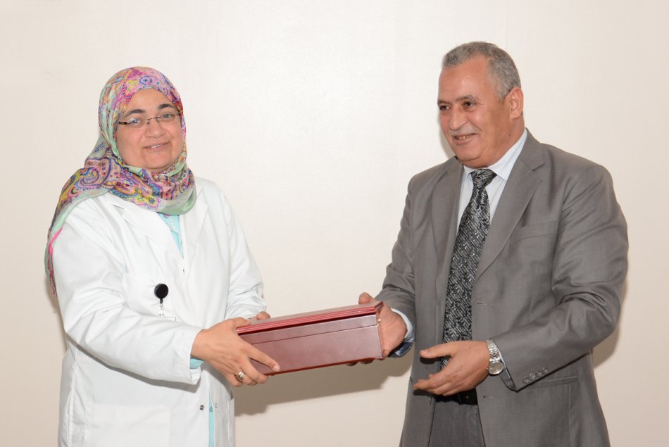 The College of Pharmacy at Al Ain University Honors Strategic Partners in the Training Program for College Students 
