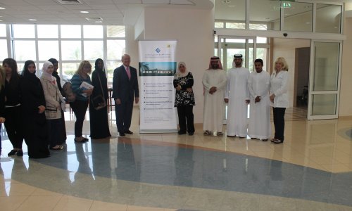 طلبة جامعة العين يزورون مركز الخليج الدولي للأورام 