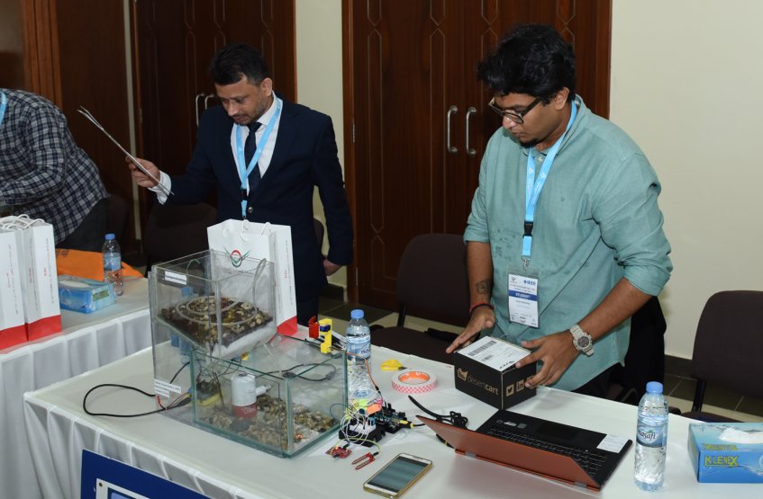 AAU organized the 11th IEEE UAE Student Day 2016