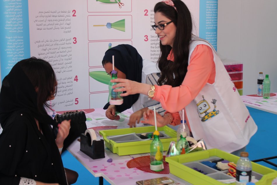 AAU Students Participation at AD Science Festival