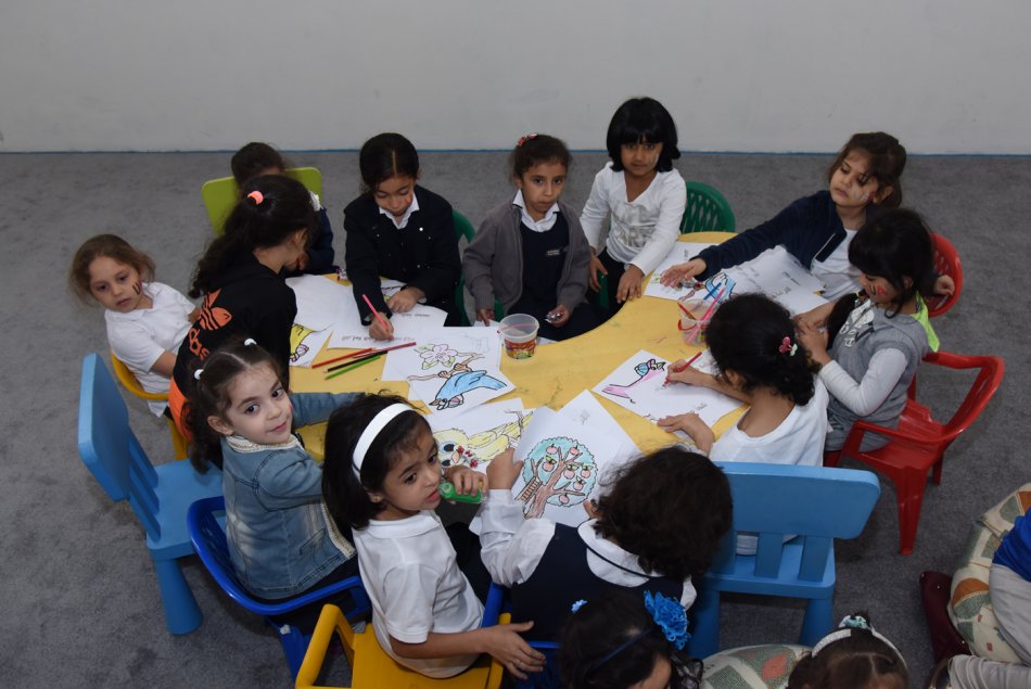 جامعة العين تحتفل باليوم العالمي للطفل
