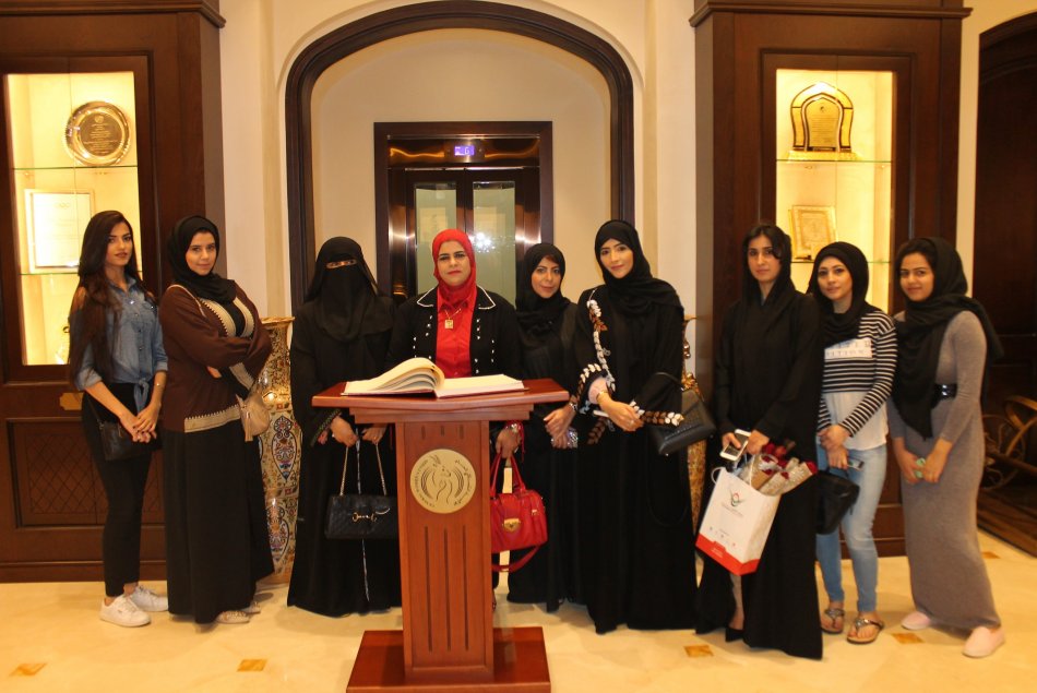زيارة طلابية إلى الاتحاد النسائي العام بمناسبة اليوم العالمي للمرأة - مقر أبوظبي