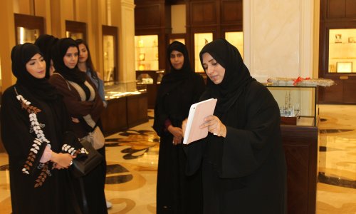 زيارة طلابية من جامعة العين إلى الاتحاد النسائي العام 