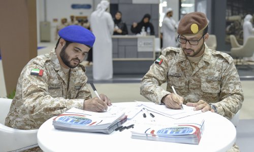 جامعة العين تعزز التواصل مع المجندين في 