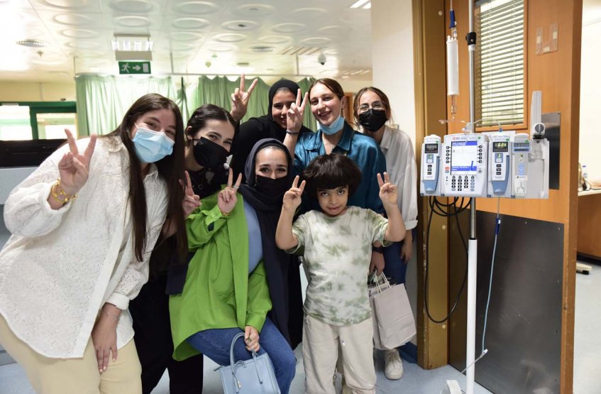 زيارة طلابية إلى مدينة الشيخ خليفة الطبية 