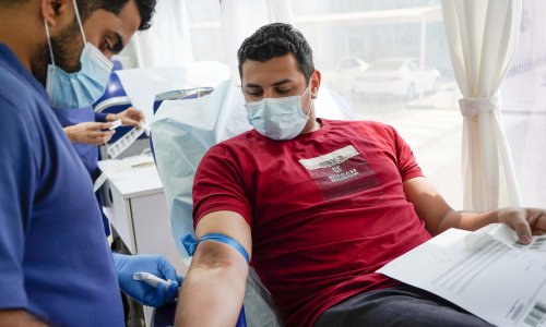حملة للتبرع بالدم بالتعاون مع بنك الدم