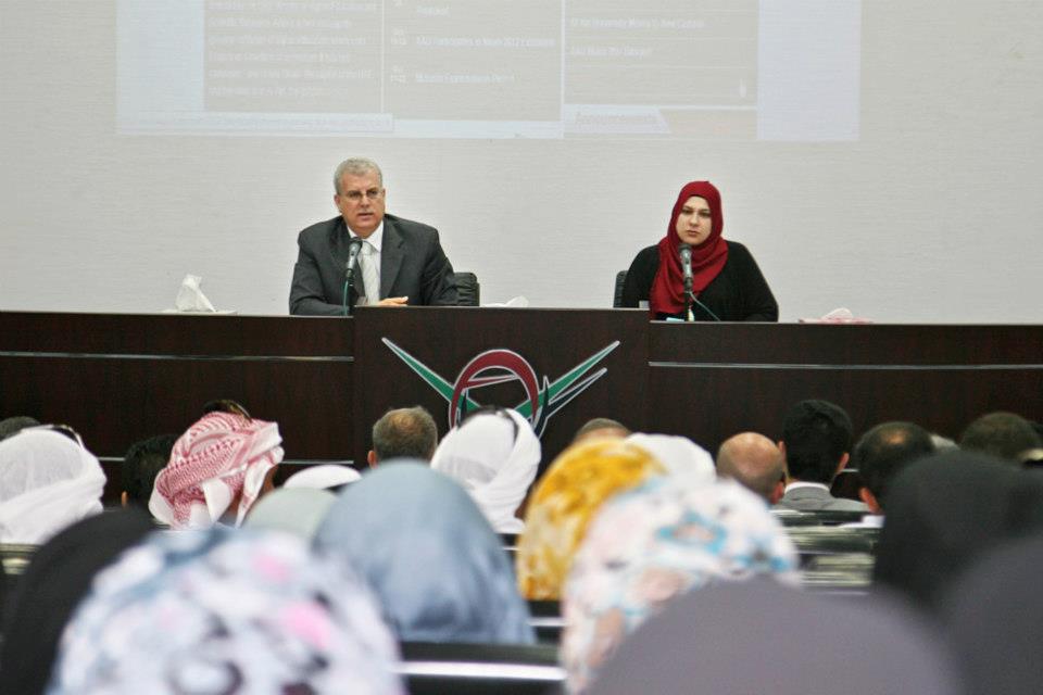 AAU President Meets with New Students
