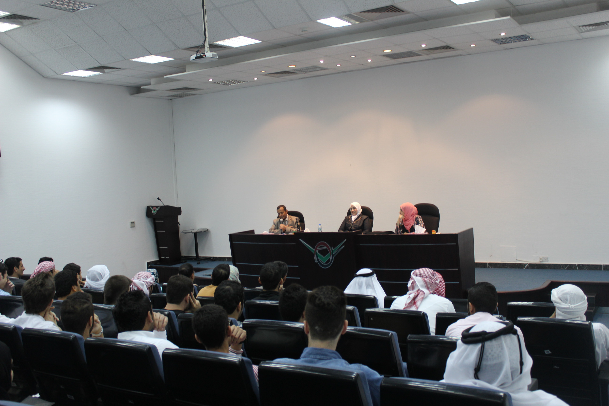 Al Ain University Organizes ‘Poetry Meeting’ Event
