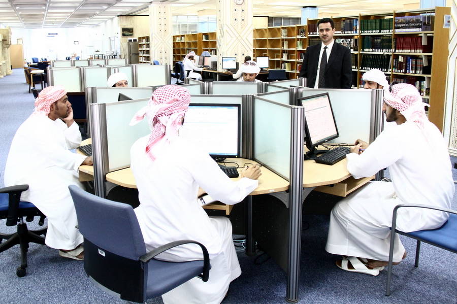 ‏‏AAU Students’ Visit to Zayed Library in Al Ain