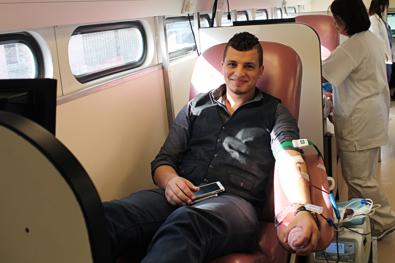 Al Ain University Organizes Blood Donation Campaign
